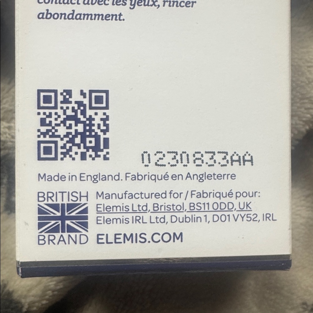 ELEMIS Peptide4 Eye Cream - White and Blue Packaging - Picture 7 of 7